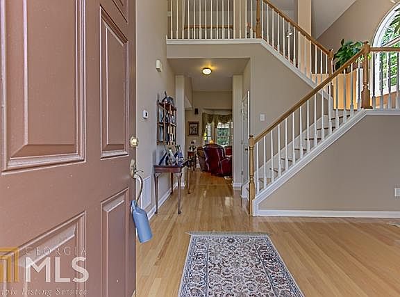 4th image of 170 Hearthstone Ln