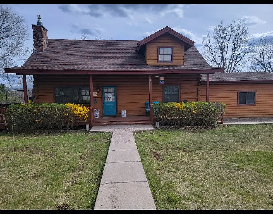 1235 W Navajo Ln