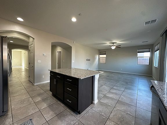 3rd image of 2220 Mundare Dr
