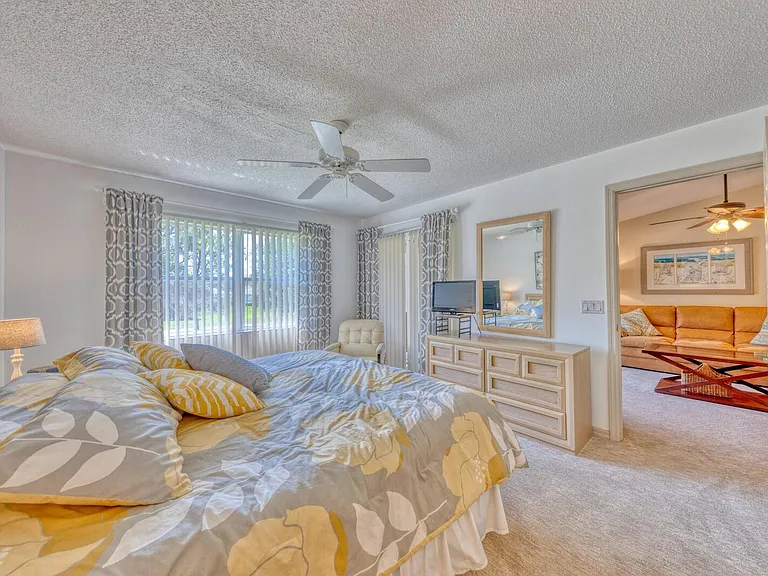 5634 Sheffield Greene Cir #18 — Photo 32