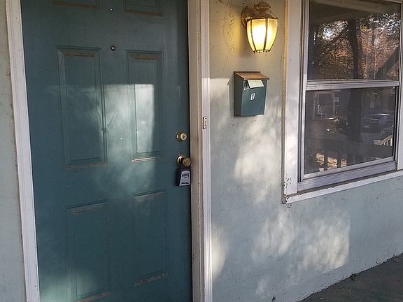 2nd image of 1128 W 41st Ter