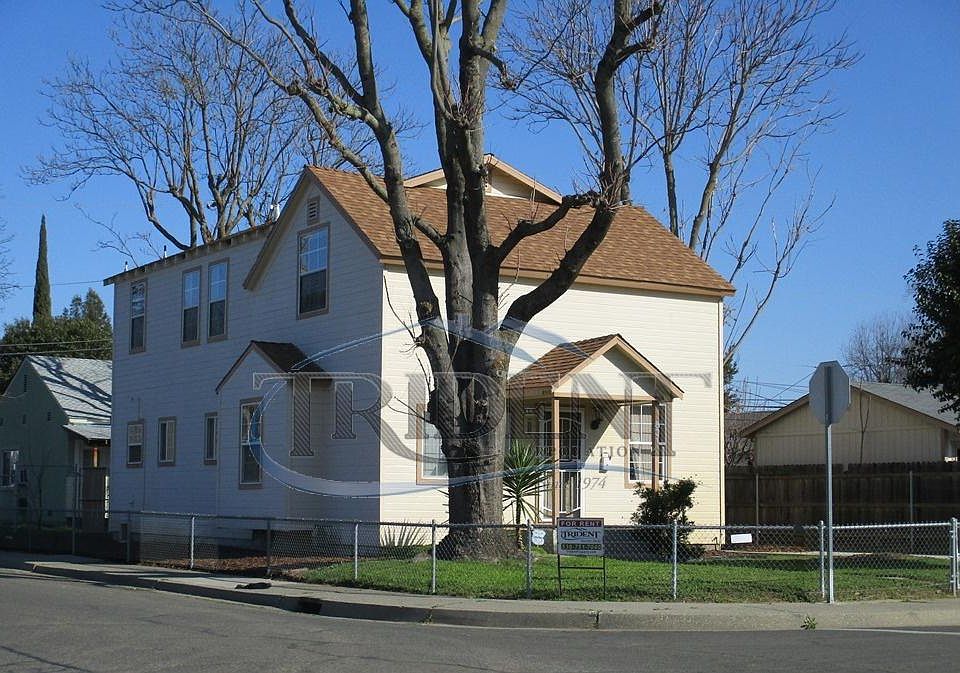 1st image of 831 Louise Ave