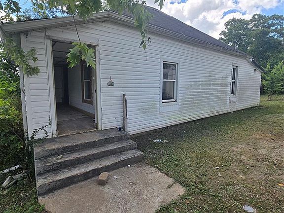 2nd image of 412 S Firman St