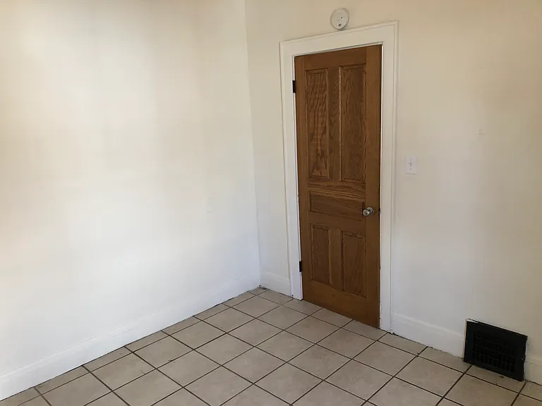 3843 N Vel R Phillips Ave — Photo 22