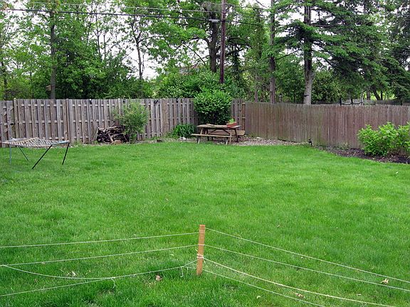 2nd image of 208 Hirschfield Dr