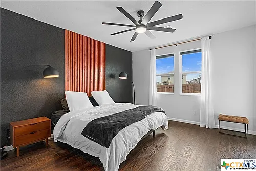 19521 Landmark Dr Photo 1