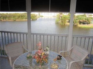 6311 99th Way N APT 11C, Saint Petersburg, FL 33708