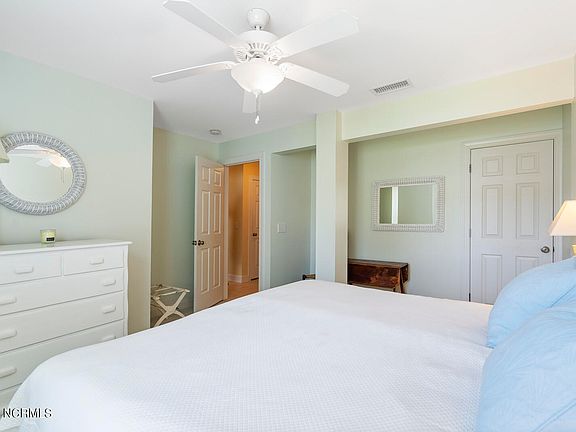 5th image of 209 N 4th Avenue #B