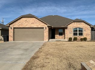 845 Cardan Pl, Moore, OK 73160