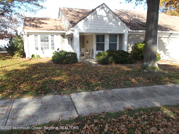 2nd image of 1156A Thornbury Lane