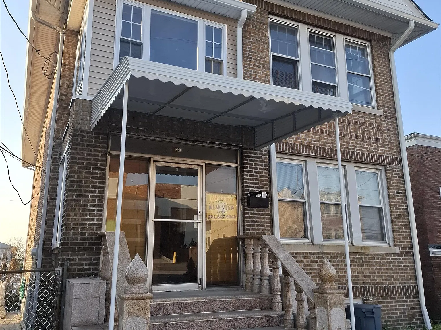 3 bed, 1.0 bath, $3,250 — Photo 4