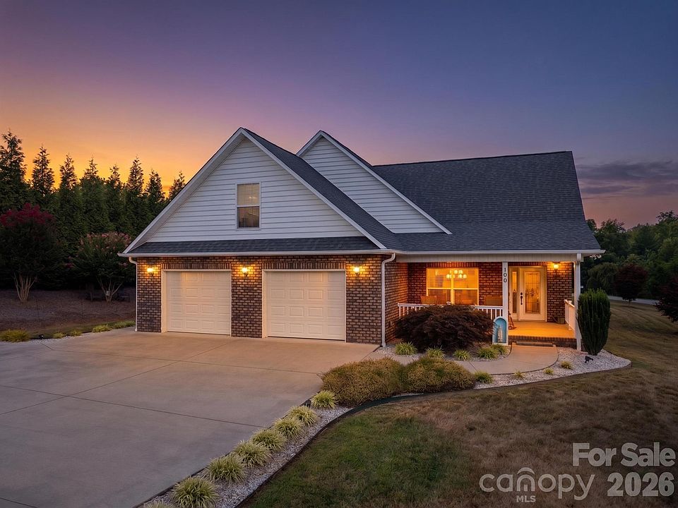 1st image of 100 Rivercliff Dr