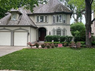 513 N Elm St, Hinsdale, IL