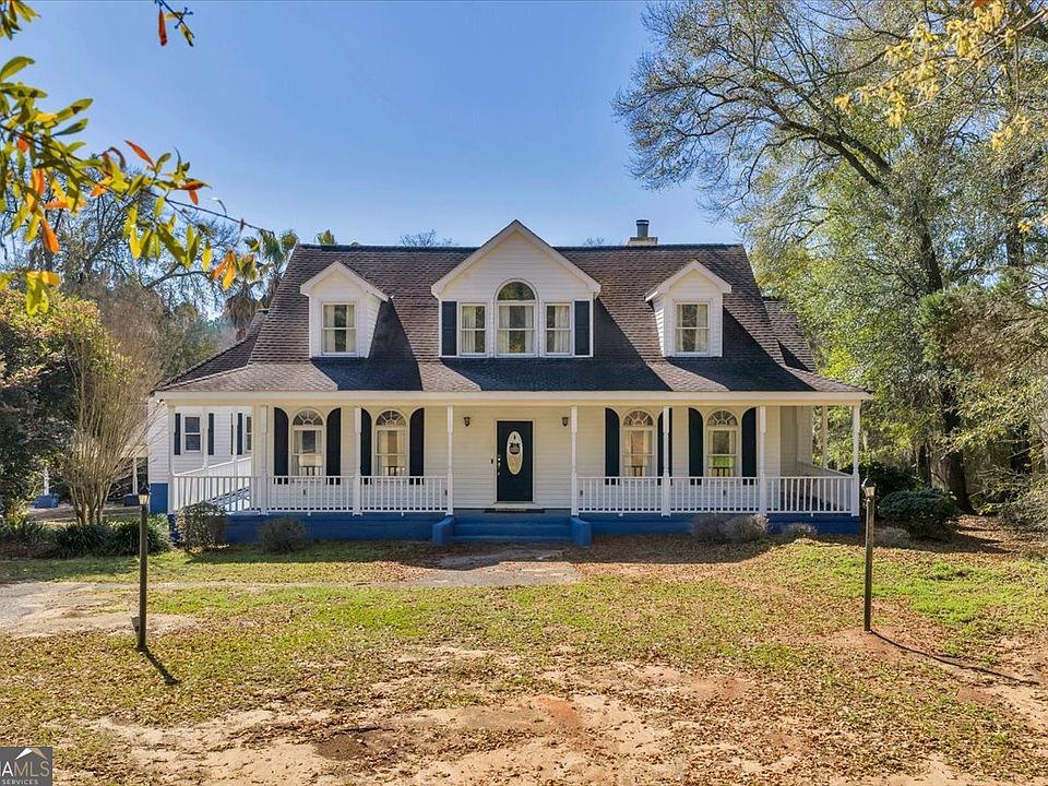 1st image of 105 N Cedar Creek Rd