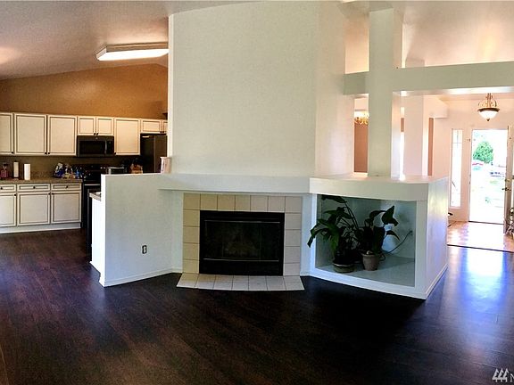 4th image of 5016 47th Ave SE