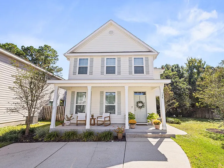 120 Mosaic Oaks Cir — Photo 2