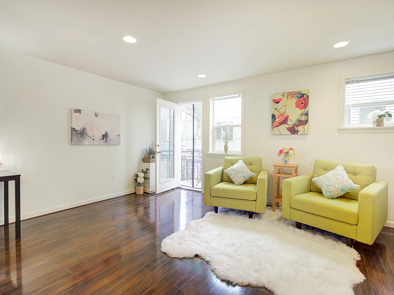 3 bed, 3.5 bath, 1520 sqft, $3,395 — Photo 4