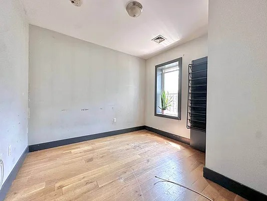 Rented by Doorway NYC, LLC | media 27