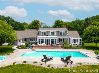 10621 Morse Lake Ave SE, Alto, MI 49302
