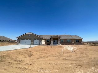 21180 South Rd, Apple Valley, CA 92307