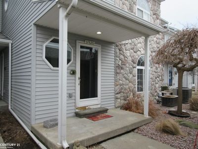 37820 Jefferson Ave, Harrison Township, MI, 48045