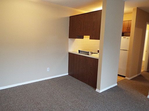 4th image of 1220 Sanpat Ln APT D3