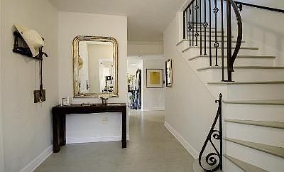 5th image of 20 N Clermont St