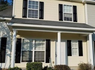 220 Congaree River Dr, Summerville, SC 29485