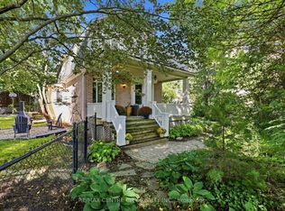 102 Walnut St, London, ON N6H1C4