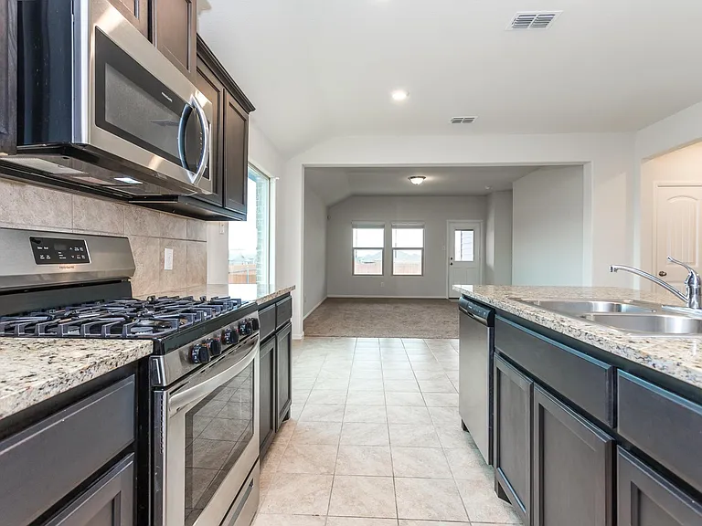 6901 Freeboard Way — Photo 27