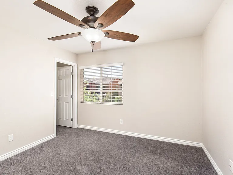 3140 Baranek Ave — Photo 24