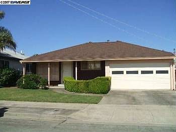 1st image of 838 Casanova Dr