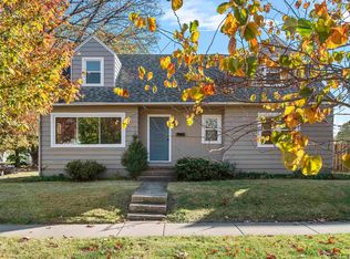 1200 S Walnut St, Springfield, IL 62704