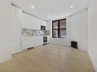301 W 22nd St #56A, New York, NY 10011