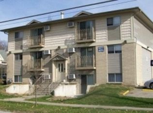 618 N Dodge St, Iowa City, IA 52245
