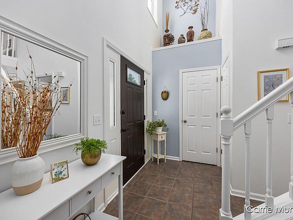 4th image of 1020 Barton St