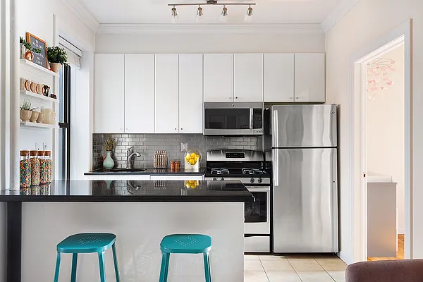 Sold by Compass | media 2