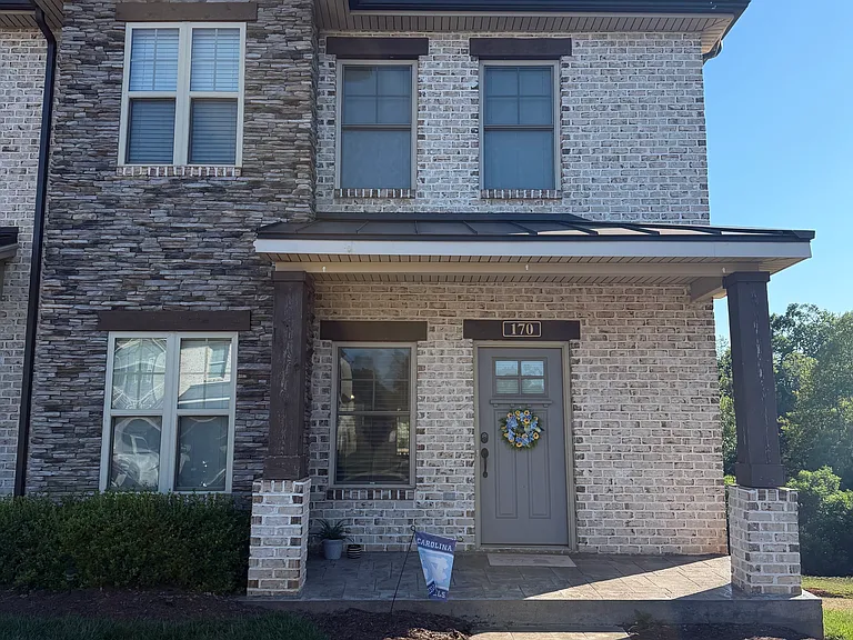 170 Mallard Ln — Photo 1