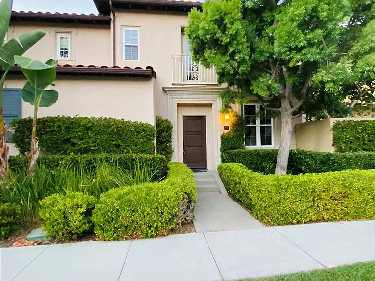 59 Pathstone — Photo 1