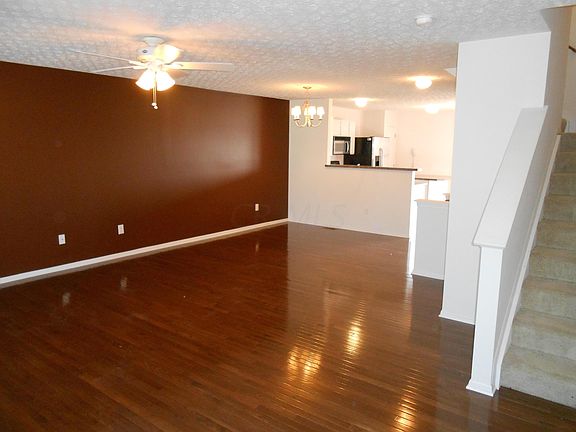 5th image of 6007 Canyon Creek Dr #306