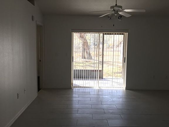 2nd image of 3232 Courtney Dr