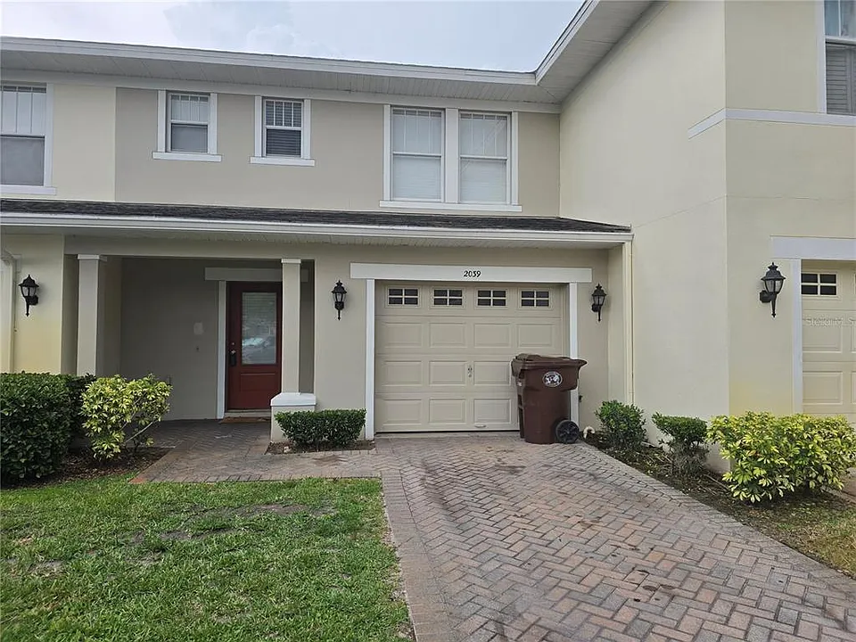 2039 Cypress Bay Blvd