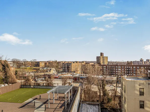 525 West 236th Street image 12 of 17