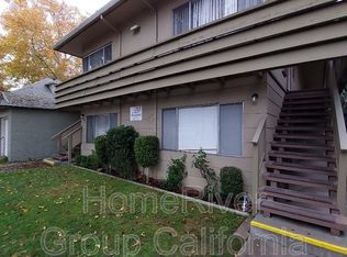 2209 W St #11, Sacramento, CA