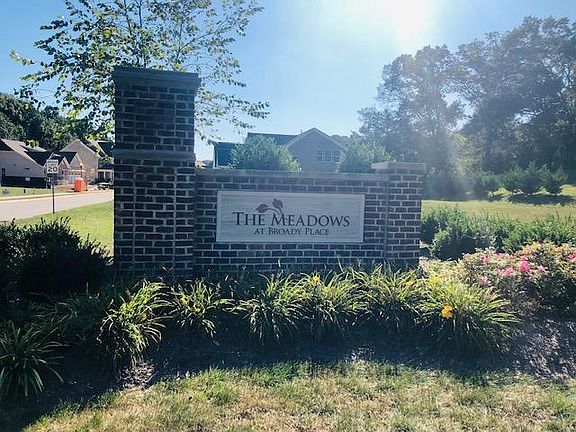 5th image of 117 Broady Meadow Cir