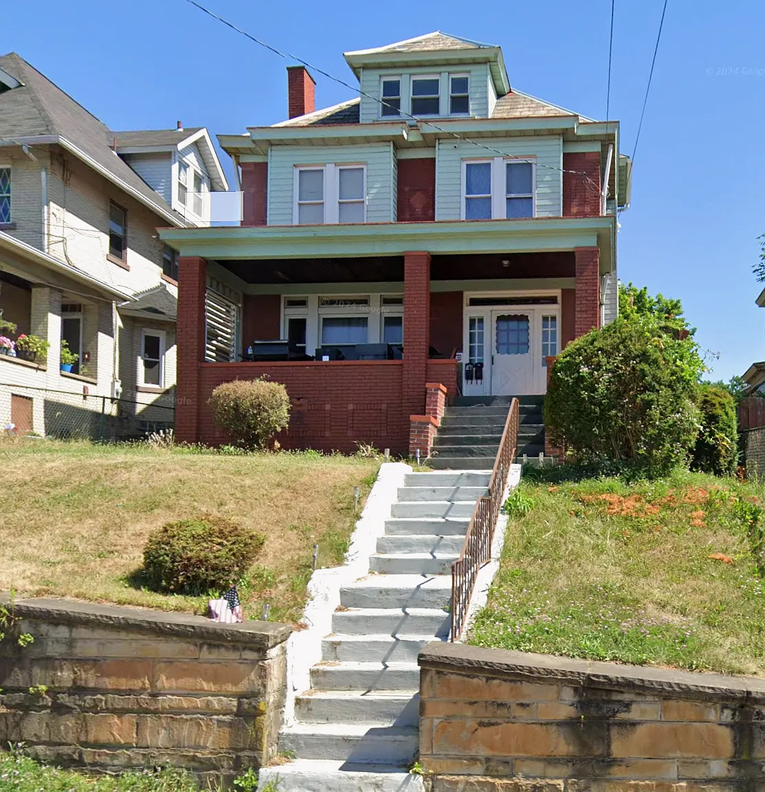 3 bed, 1300 sqft, $1,450 — Photo 1