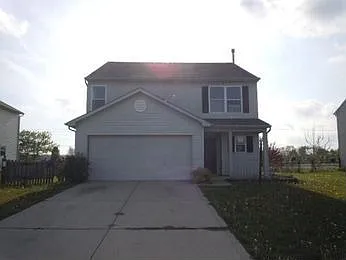 382 Brookstone Dr photo 1