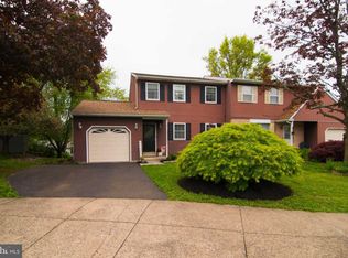 108 Macintosh Ln, North Wales, PA 19454
