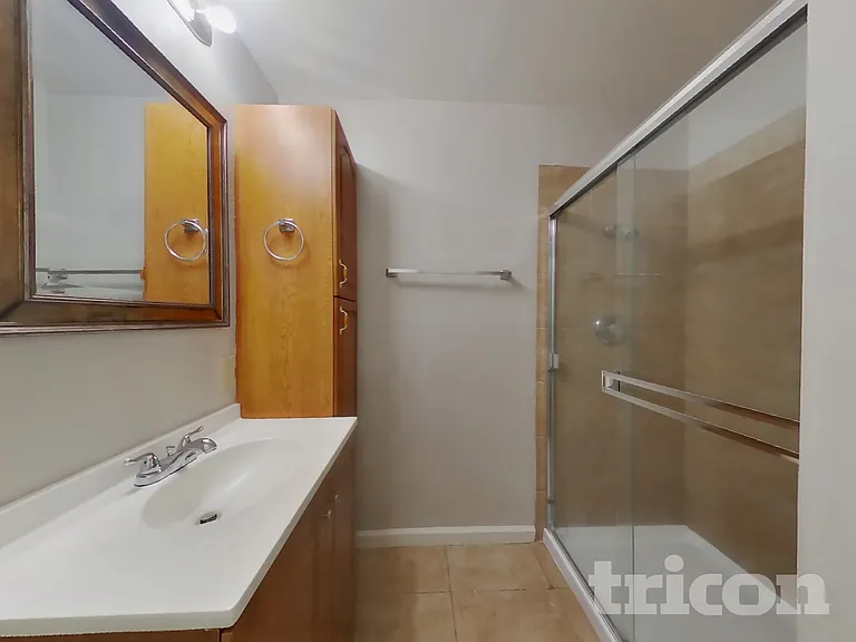 573 Laurel St — Photo 14