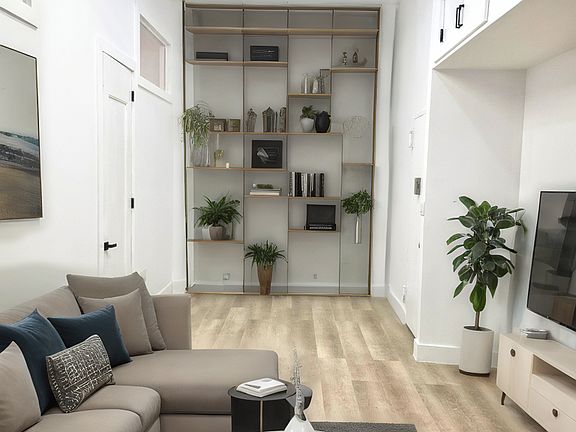 3rd image of 13 W 82nd St APT 2B